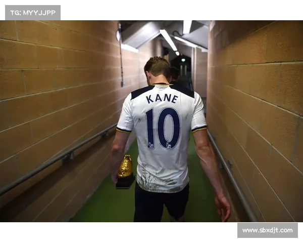 凯恩五次重要时刻回顾 见证英格兰队长如何逐步走向巅峰